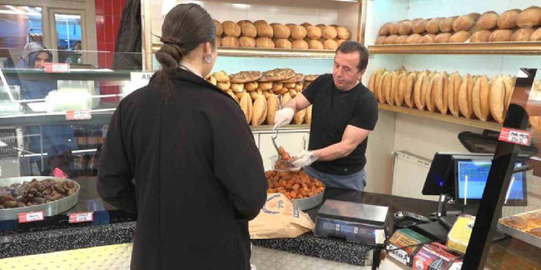 Askıda ekmeğe yeni boyut: 'Askıda tatlı' kampanyası başlattı 1